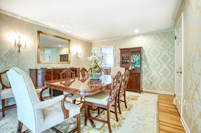 510 W Lyon Farm Dr Unit 510, Greenwich, CT 06831 - dining space featuring light wood-style flooring, wallpapered walls, ornamental molding, recessed lighting, and baseboards