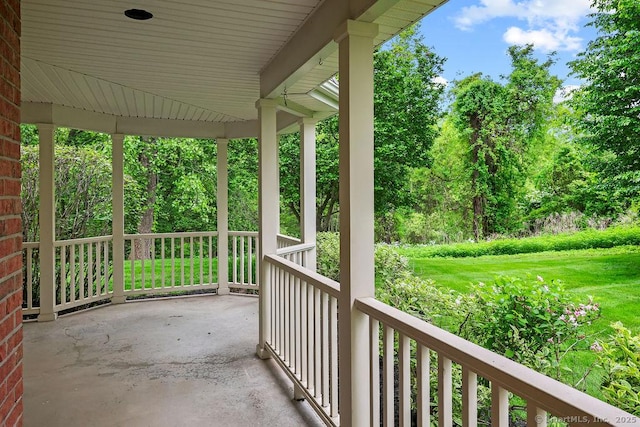 657 Tamarack Rd, Cheshire, CT 06410 - porch with a yard