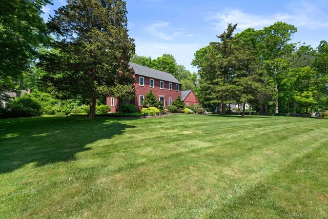3 Colonial Dr, Clinton, CT 06413 - view of green lawn