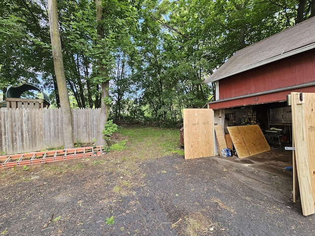 216 Bunker Hill Ave, Waterbury, CT 06708 - view of yard