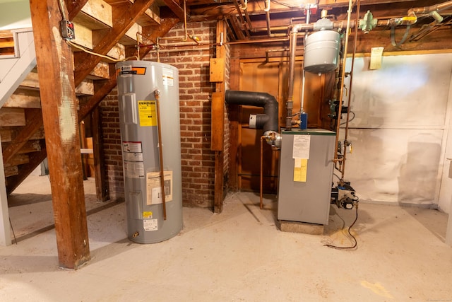 121 Warren Ave, Groton, CT 06355 - utilities featuring water heater and a heating unit