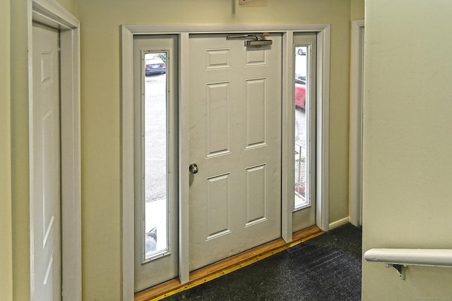 60 Plainfield Ave Unit 14, West Haven, CT 06516 - view of foyer entrance