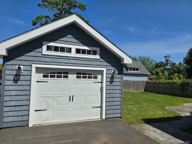 28 S Highland St, West Hartford, CT 06119 - view of detached garage