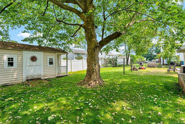 28 Kulper Rd, New Britain, CT 06051 - view of yard