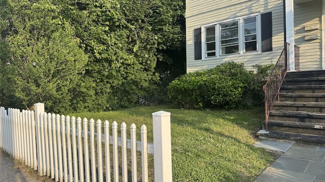 64 Locust St, Bridgeport, CT 06610 - view of yard