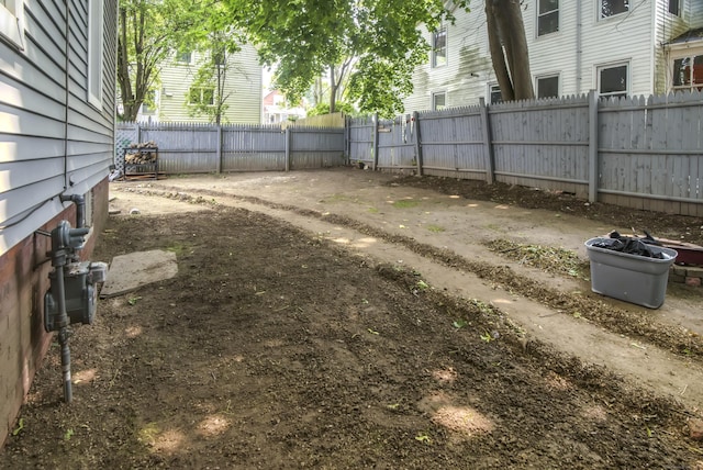 165 Connecticut Ave, New London, CT 06320 - view of fenced backyard