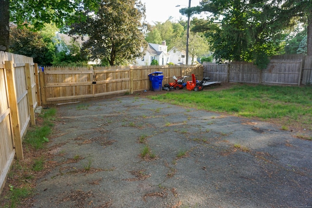 381 Oak St, East Hartford, CT 06118 - view of fenced backyard