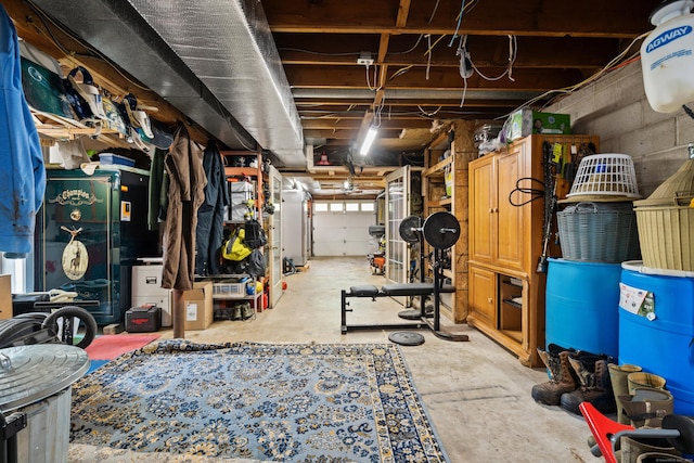2 Pine Hill Rd, New Fairfield, CT 06812 - below grade area featuring a water pressure tank