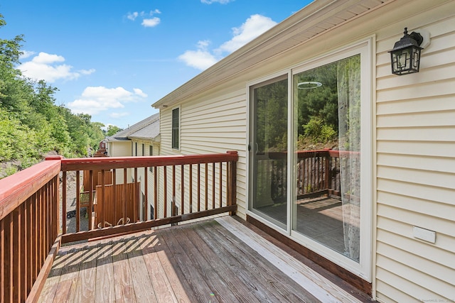142 Summit St Unit 142, Norwich, CT 06360 - view of wooden terrace