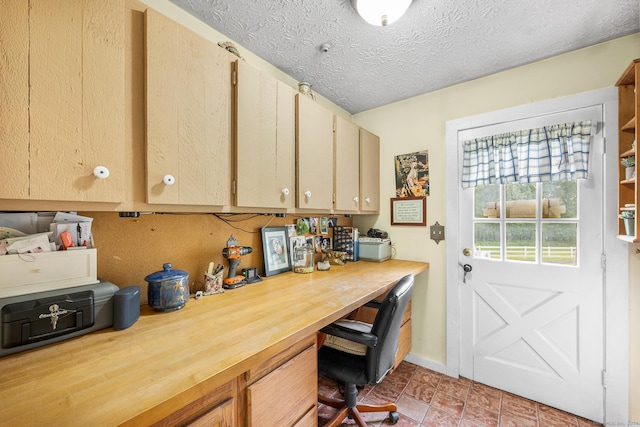 103 Pine St, Columbia, CT 06237 - office area with baseboards and a textured ceiling