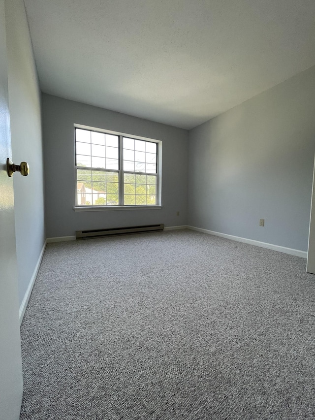 782 Oronoke Rd Apt 33, Waterbury, CT 06708 - carpeted spare room featuring baseboard heating and baseboards