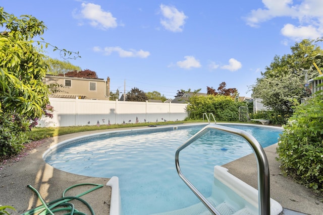 112 Vermont Ave, Stratford, CT 06615 - view of swimming pool