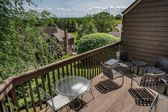 35 Saddle Rdg Unit 35, Bloomfield, CT 06002 - view of wooden terrace