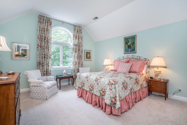 35 Saddle Rdg Unit 35, Bloomfield, CT 06002 - bedroom featuring lofted ceiling, light colored carpet, and baseboards
