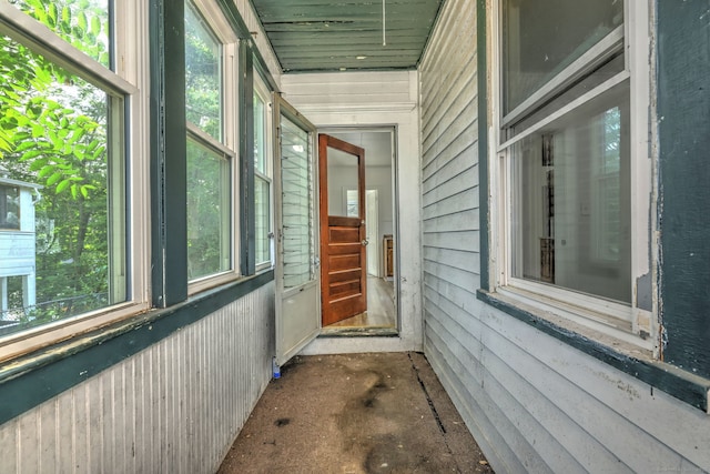 9 Woodland St, Vernon, CT 06066 - doorway to property