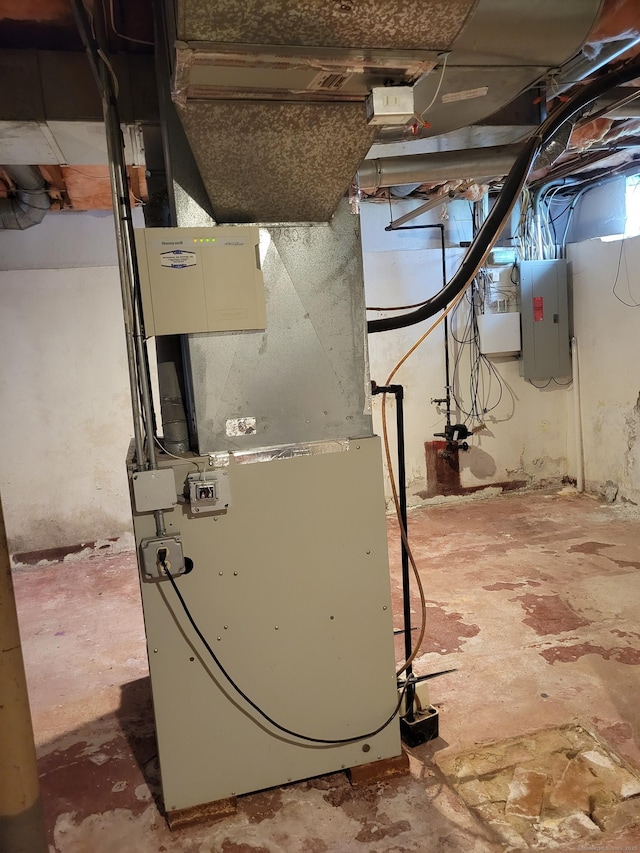 26 King St, Shelton, CT 06484 - utilities featuring electric panel and heating unit