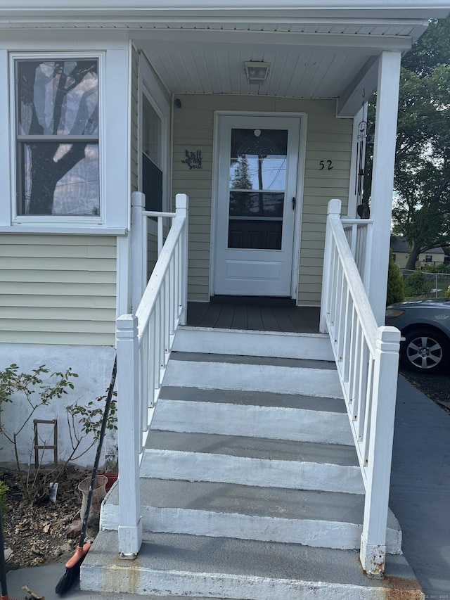 52 Platt St, Bridgeport, CT 06606 - property entrance with a porch