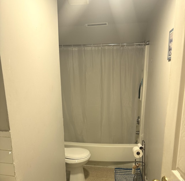 52 Platt St, Bridgeport, CT 06606 - bathroom featuring toilet and shower / bath combination with curtain