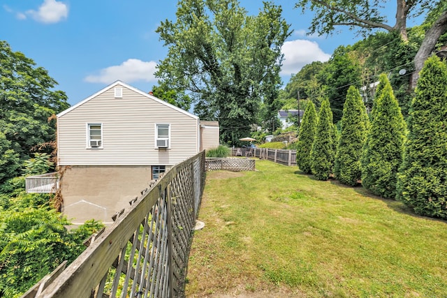 103 Mount Pleasant St, Derby, CT 06418 - view of yard