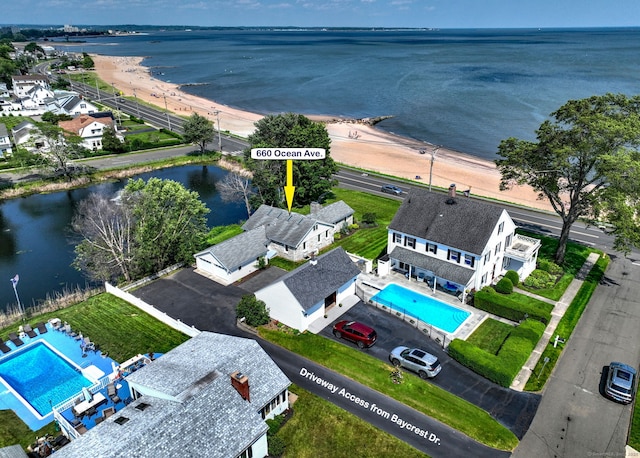 660 Ocean Ave, West Haven, CT 06516 - bird's eye view of a large body of water