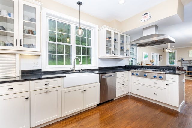 133 Hoop Pole Hill Rd, Woodbury, CT 06798 - kitchen with appliances with stainless steel finishes, extractor fan, a sink, a peninsula, and dark wood finished floors