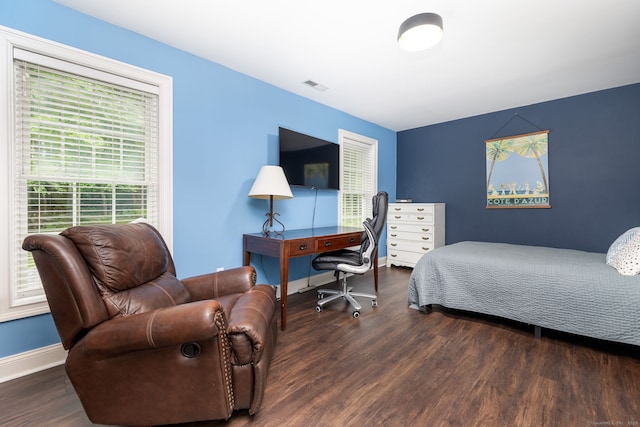 133 Hoop Pole Hill Rd, Woodbury, CT 06798 - bedroom with wood finished floors and baseboards