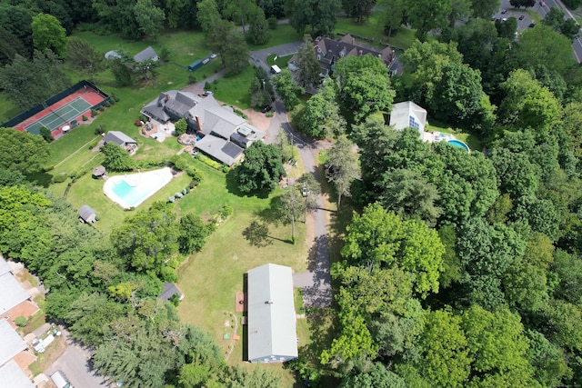 126 Newfield St, Middletown, CT 06457 - aerial view of property and surrounding area featuring a pool area