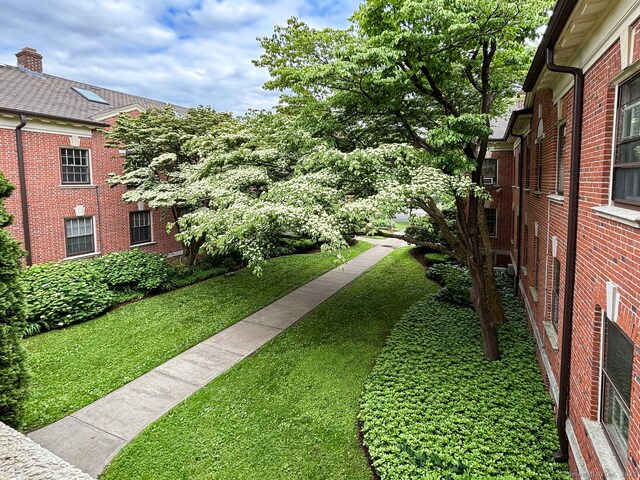 492 Whitney Ave Unit 4B, New Haven, CT 06511 - view of green lawn