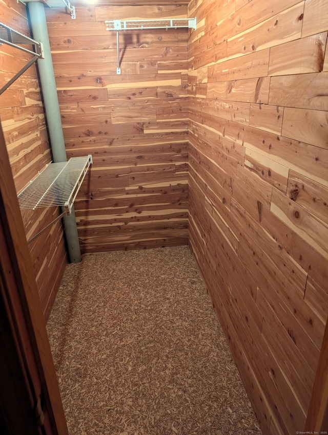 1060 Still Hill Rd, Hamden, CT 06518 - view of walk in closet