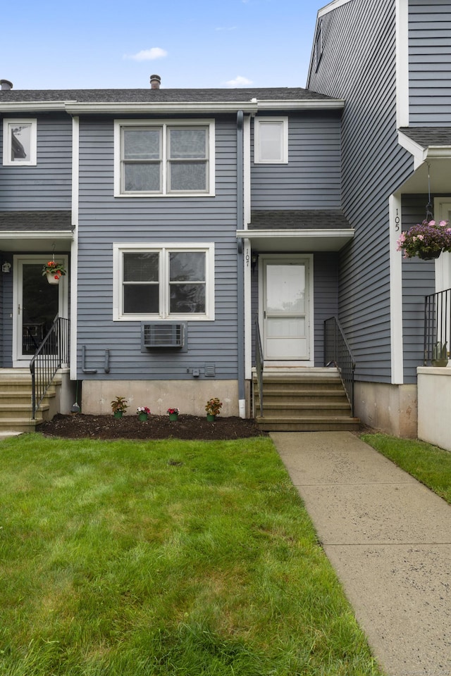 107 Greens Loop, Cheshire, CT 06410 - multi unit property with entry steps, a front yard, and a shingled roof