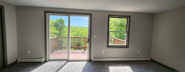 552 Squaw Rock Rd, Plainfield, CT 06354 - entryway featuring baseboard heating, carpet flooring, and baseboards