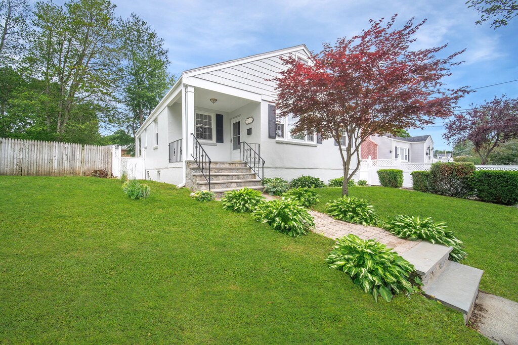 43 Breyer Ave, Bridgeport, CT 06606 - view of front of property with stucco siding