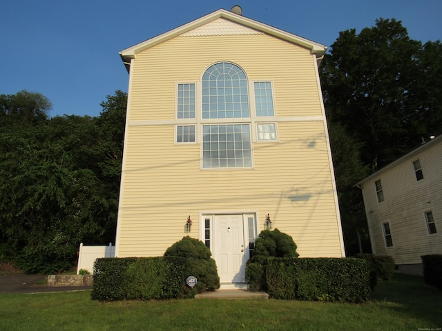 3 Richard St, Ansonia, CT 06401 - photo 2
