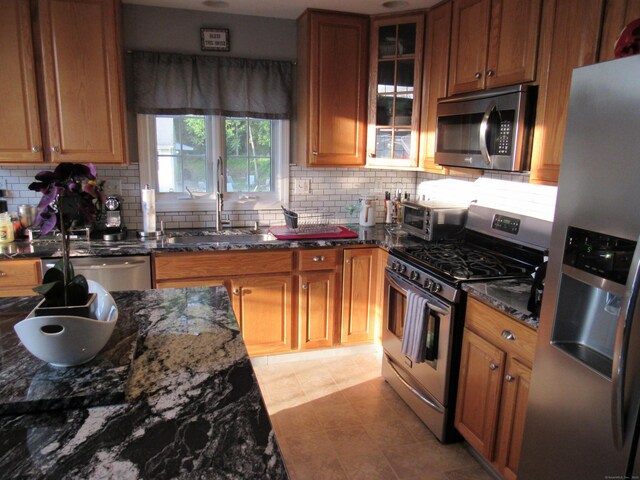 3 Richard St, Ansonia, CT 06401 - photo 16