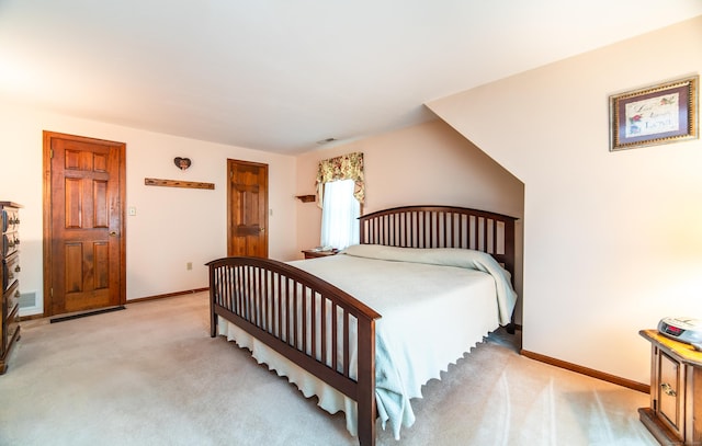 258 New Cheshire Rd, Wallingford, CT 06492 - bedroom with baseboards and light carpet
