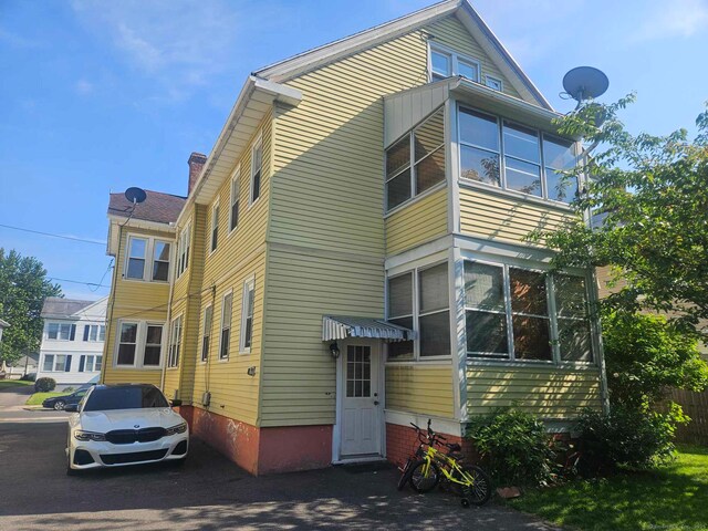 102 Mapleton St, Hartford, CT 06114 - view of property
