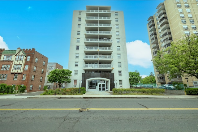 30 Glenbrook Rd Apt 10E, Stamford, CT 06902 - photo 2