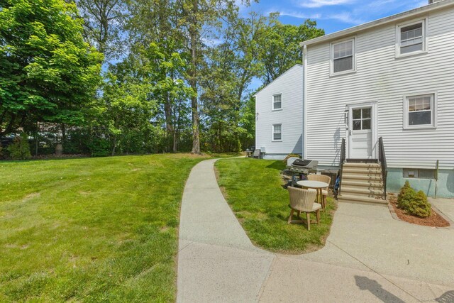 407 Sylvan Knoll Rd, Stamford, CT 06902 - view of green lawn featuring entry steps