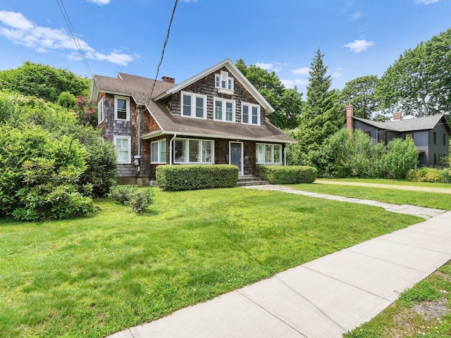 355 Main St, Old Saybrook, CT 06475 - shingle-style home with a front yard
