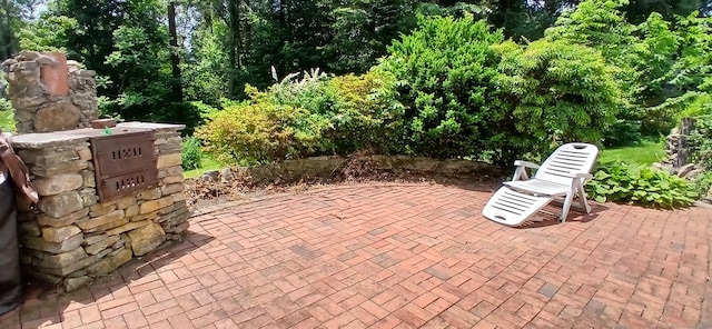 33 Bristol Dr, Canton, CT 06019 - view of patio