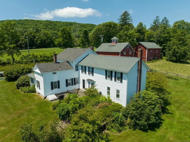 163 Lake Rd, Warren, CT 06754 - view of subject property with a forest