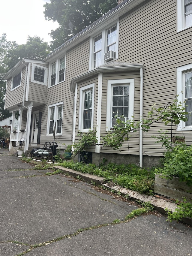 66 S 3rd St, Meriden, CT 06451 - view of property exterior