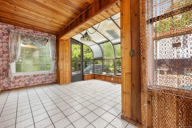 283 Derby Ave, Orange, CT 06477 - view of unfurnished sunroom