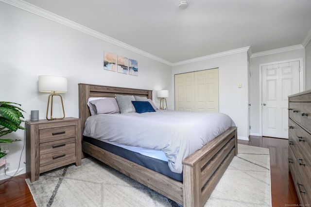 910 Hope St Unit 10B, Stamford, CT 06907 - bedroom with crown molding, hardwood / wood-style floors, a closet, and baseboards