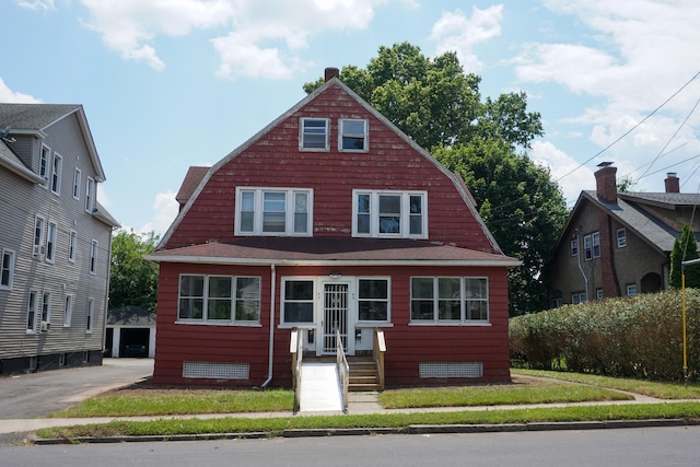 47 Mountford St, Hartford, CT 06114 - dutch colonial featuring a gambrel roof and an outbuilding