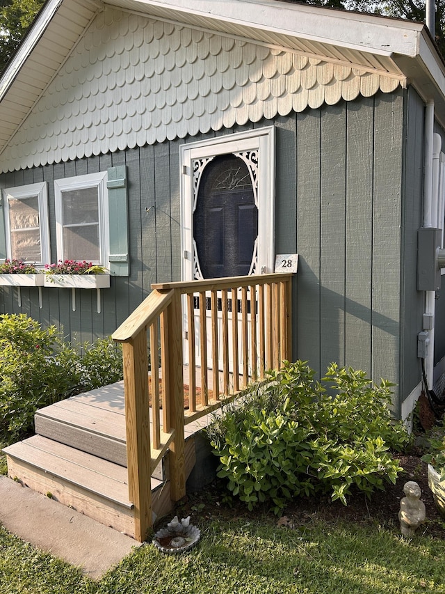 28 1st St, Madison, CT 06443 - entrance to property