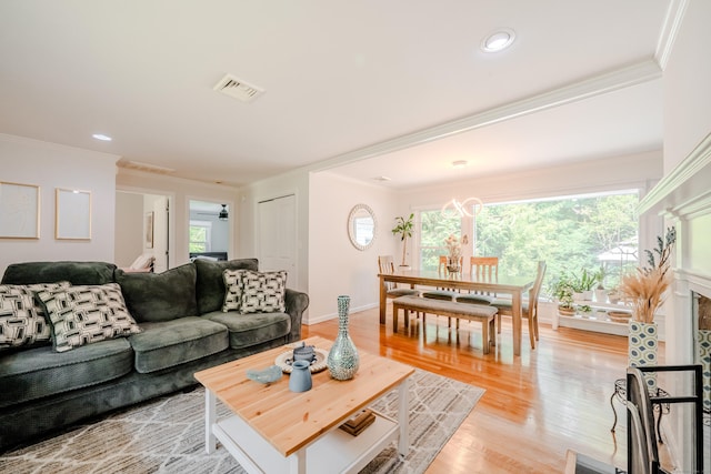 11 Walker Ln, Woodbridge, CT 06525 - living room featuring crown molding, light wood-type flooring, recessed lighting, and baseboards