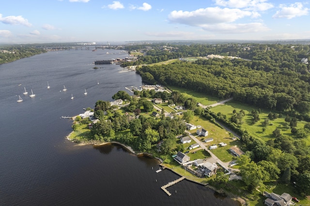 8 Wilson Ave, Waterford, CT 06375 - aerial view of property and surrounding area with a nearby body of water