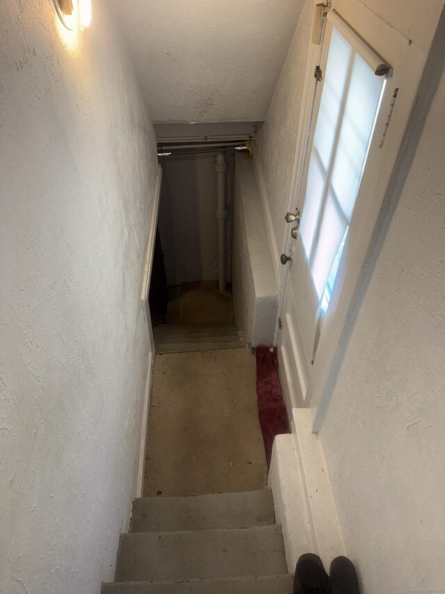 184 Palm St, Hartford, CT 06112 - photo 24