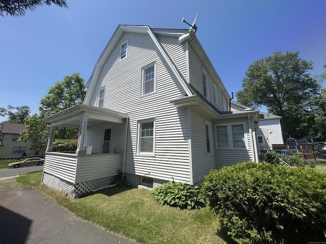 184 Palm St, Hartford, CT 06112 - view of home's exterior